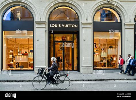 louis vuitton store italy|buying louis vuitton in italy.